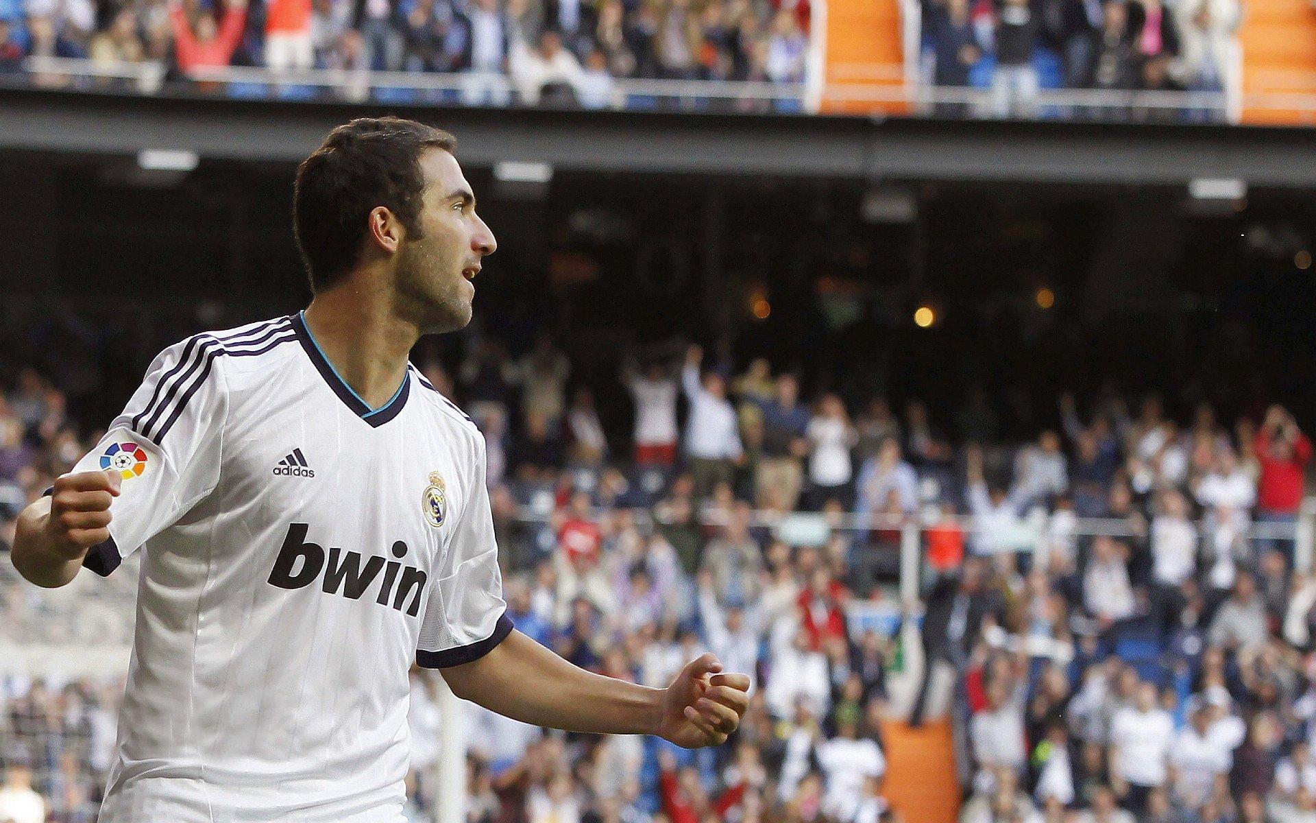 火箭与勇士宿命对决再燃战火 冰火碰撞重塑西部分野